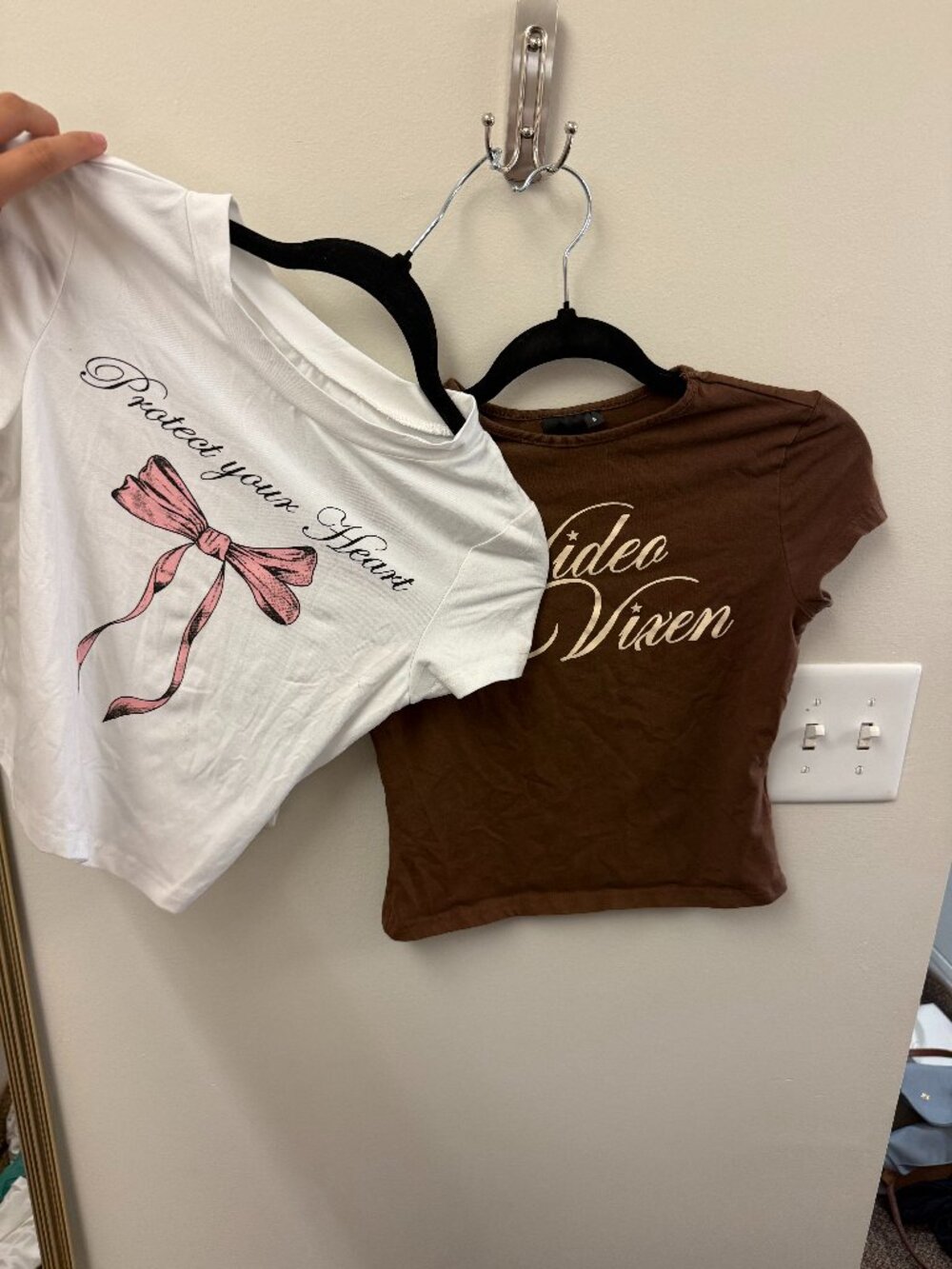 pack of 2 baby tees, white/pink and brown/white